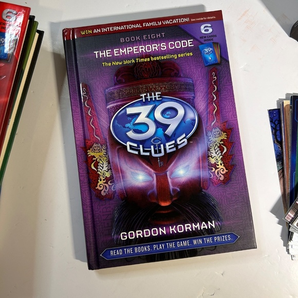 39 Clues Hardcover Books 1-8 plus bonus book and cards - Picture 3 of 16